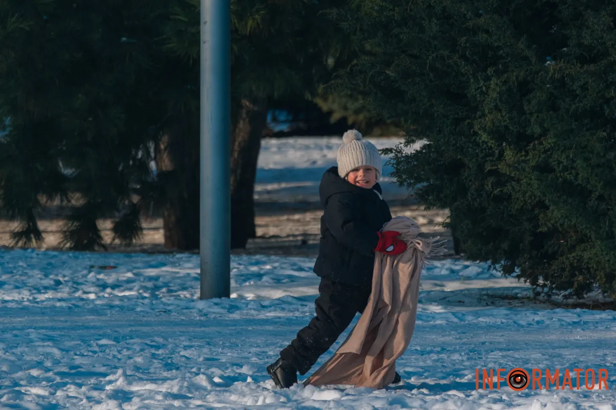 У справжній зимовий казці: як Дніпро зустрів Новий 2026 рік, фоторепортаж 13