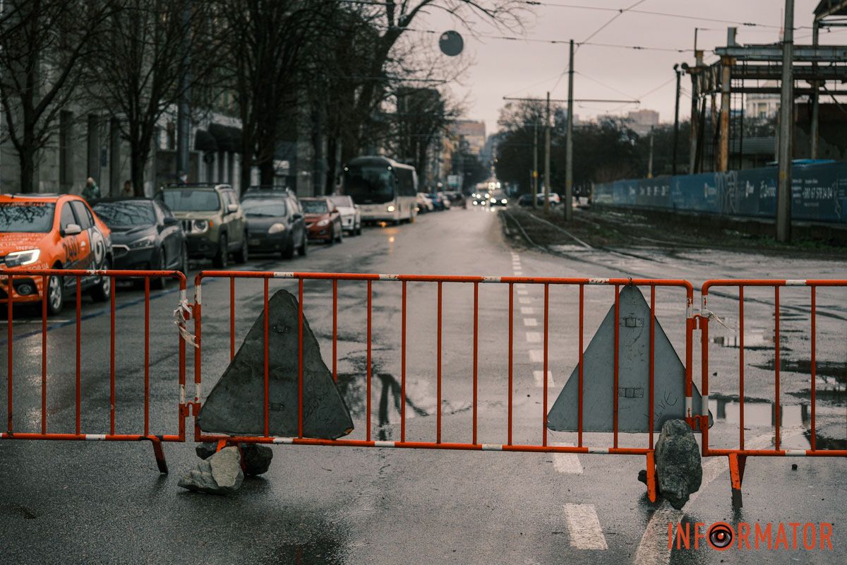 Рух приватних авто заборонено