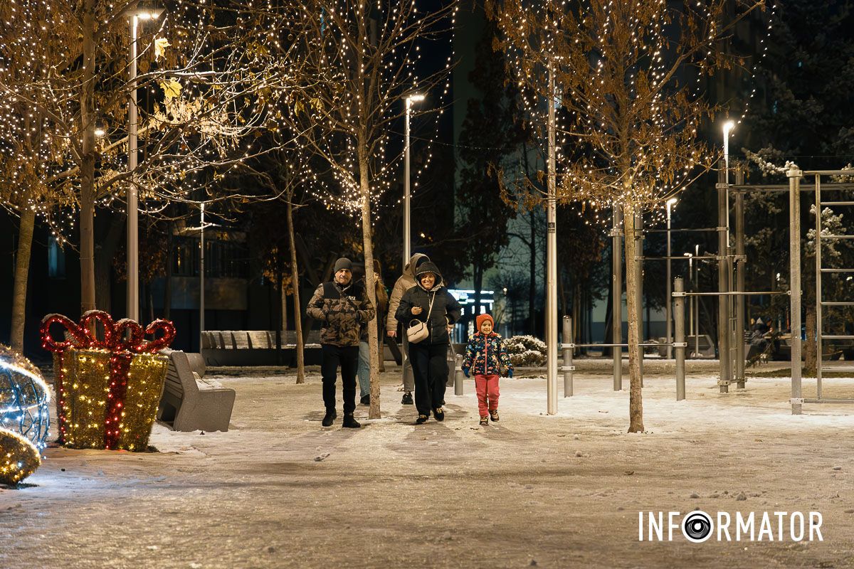 Новогоднее оформление городского пространства Новогоднее оформление городского пространства