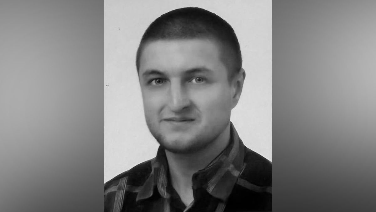 Пал за Украину: в Днепропетровской области простились с 34-летним Защитником Иваном Бердо