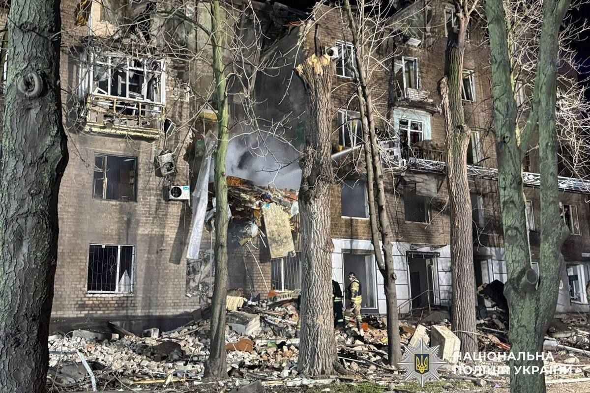 Удар ракетами по Кривому Рогу: загинула жінка, кількість постраждалих зросла до 23, серед них 6 – діти 1