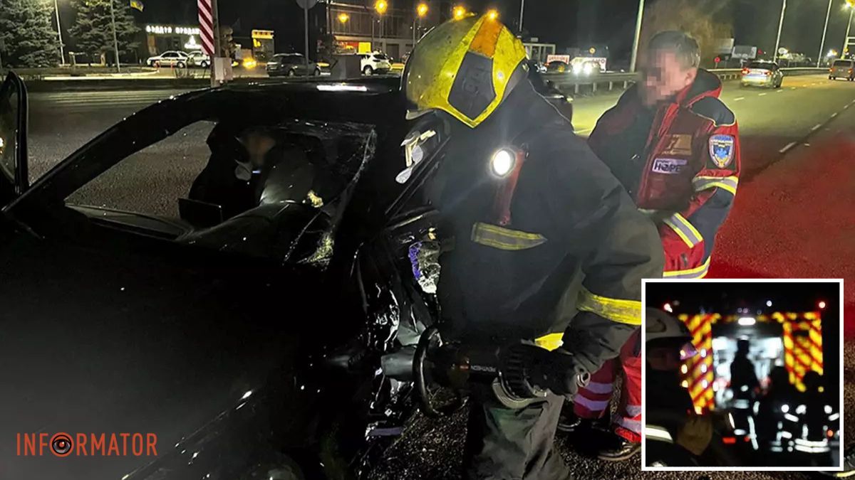 У Дніпровському районі зіткнулися Skoda та Audi: є постраждалі, одного з водіїв вивільняли рятувальники