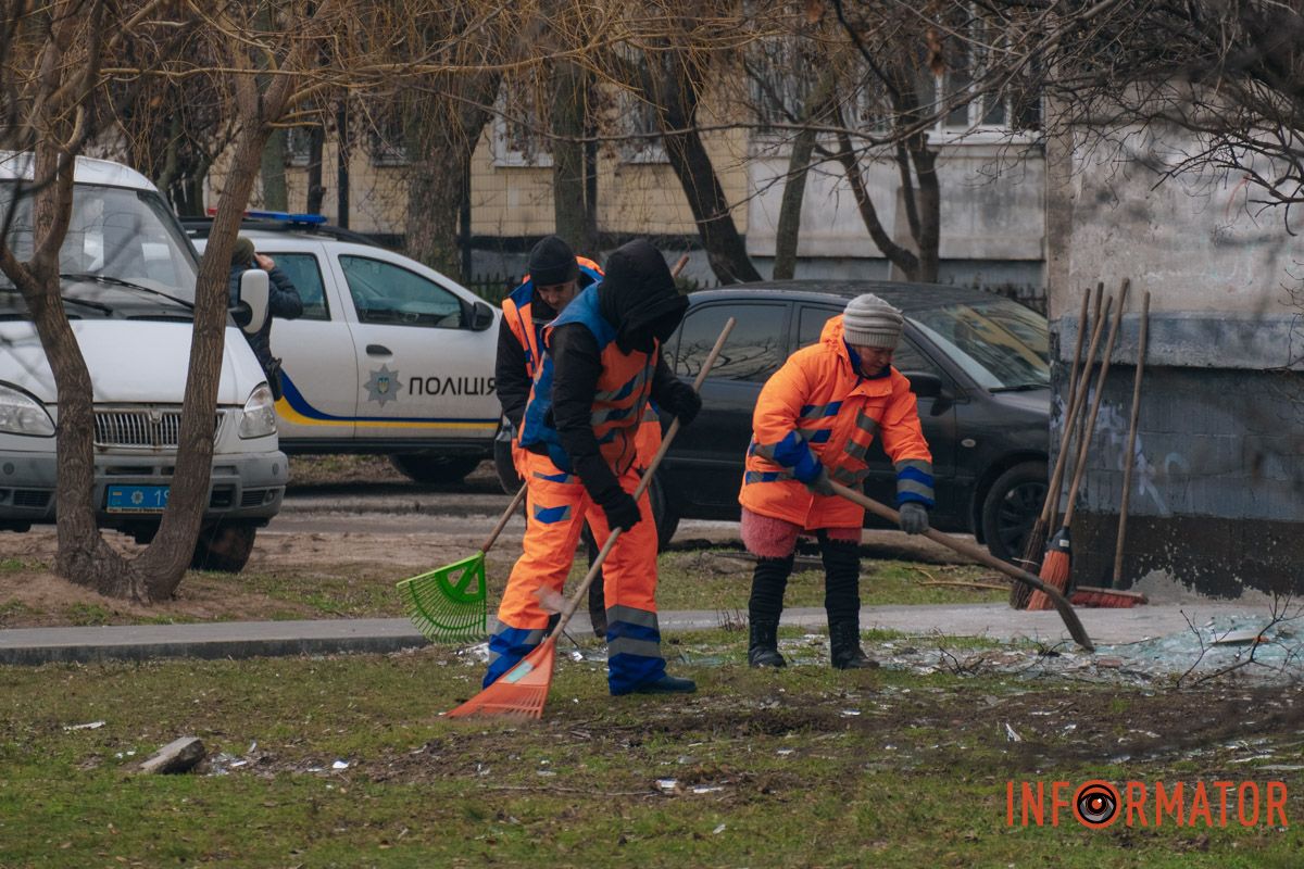 Зранку на місці працюють комунальні служби