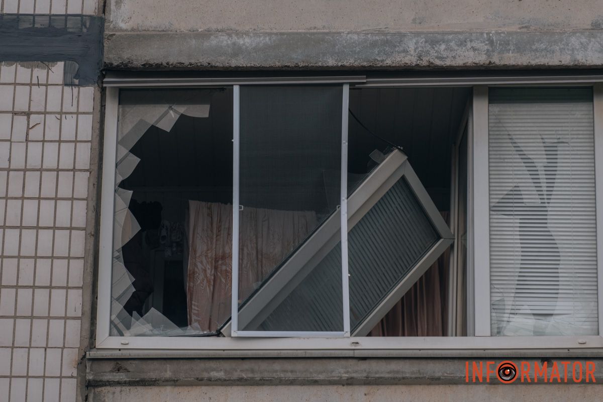 Загалом через атаку вибито близько 400 вікон