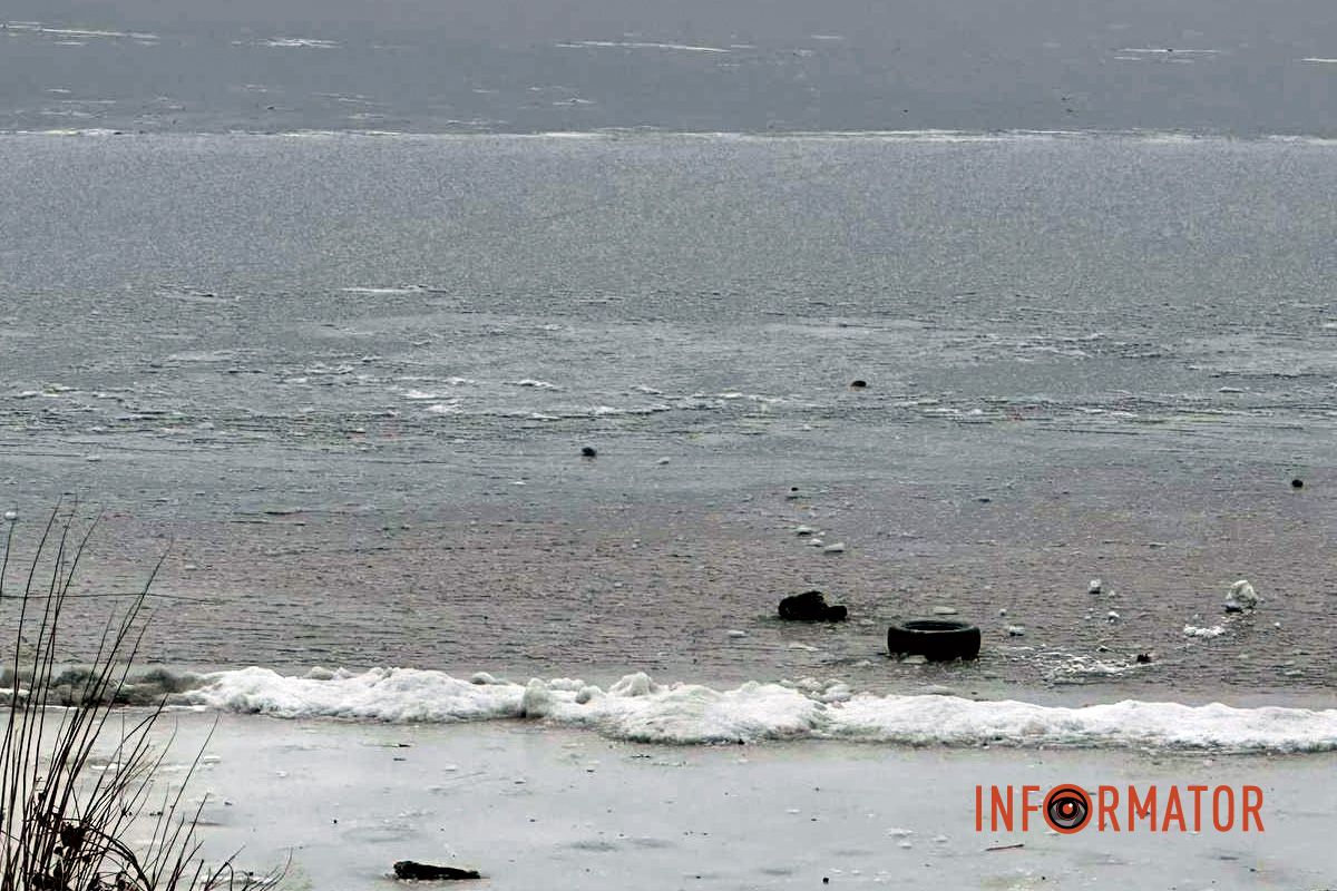 Подекуди залишаються лише окремі промоїни та ділянки з течією