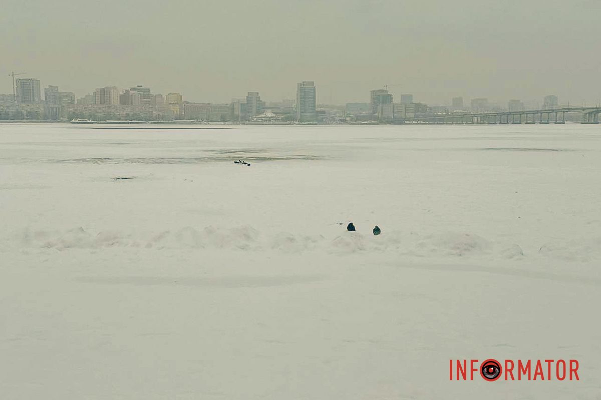 На кризі залишився лише рибалка