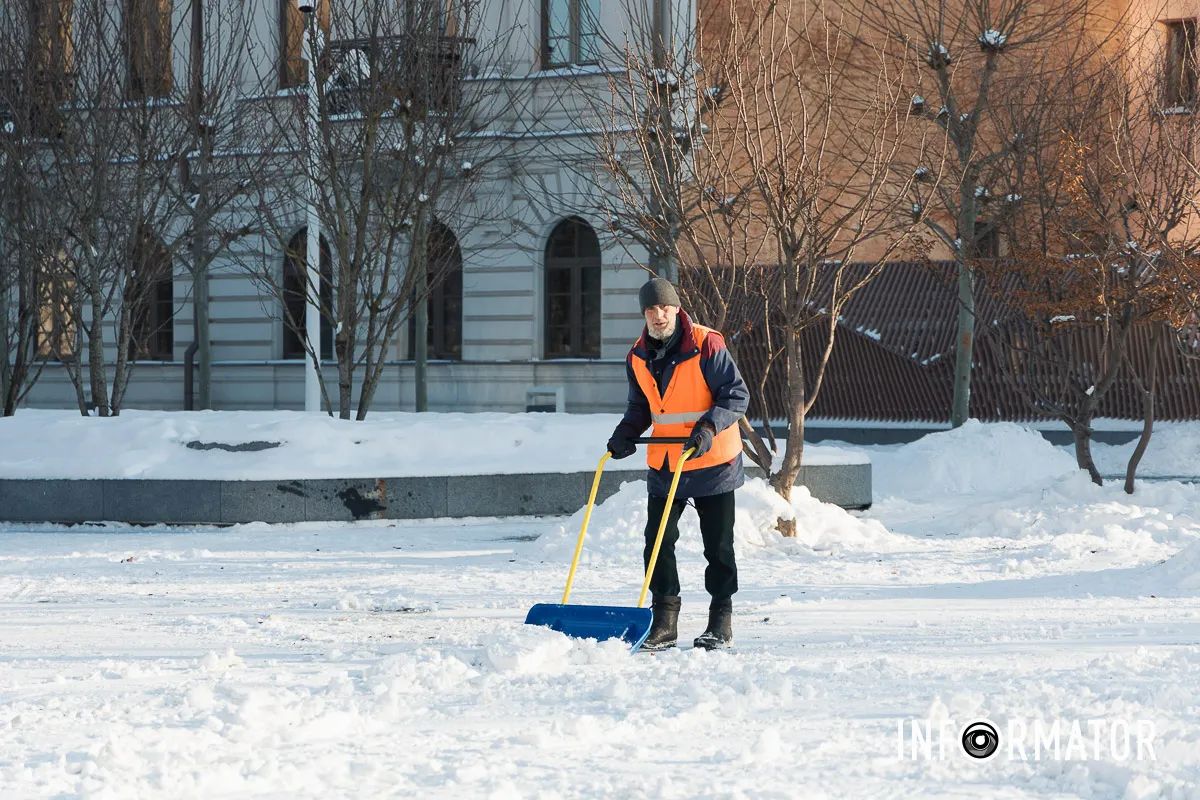 На площі Успенській прибрали фотозони
