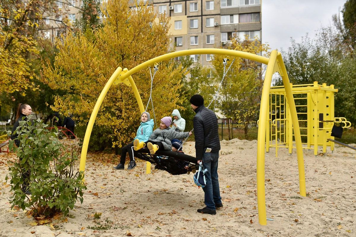 Дніпряни можуть долучитися до реалізації цікавих проєктів, які реалізують на лівому березі 4