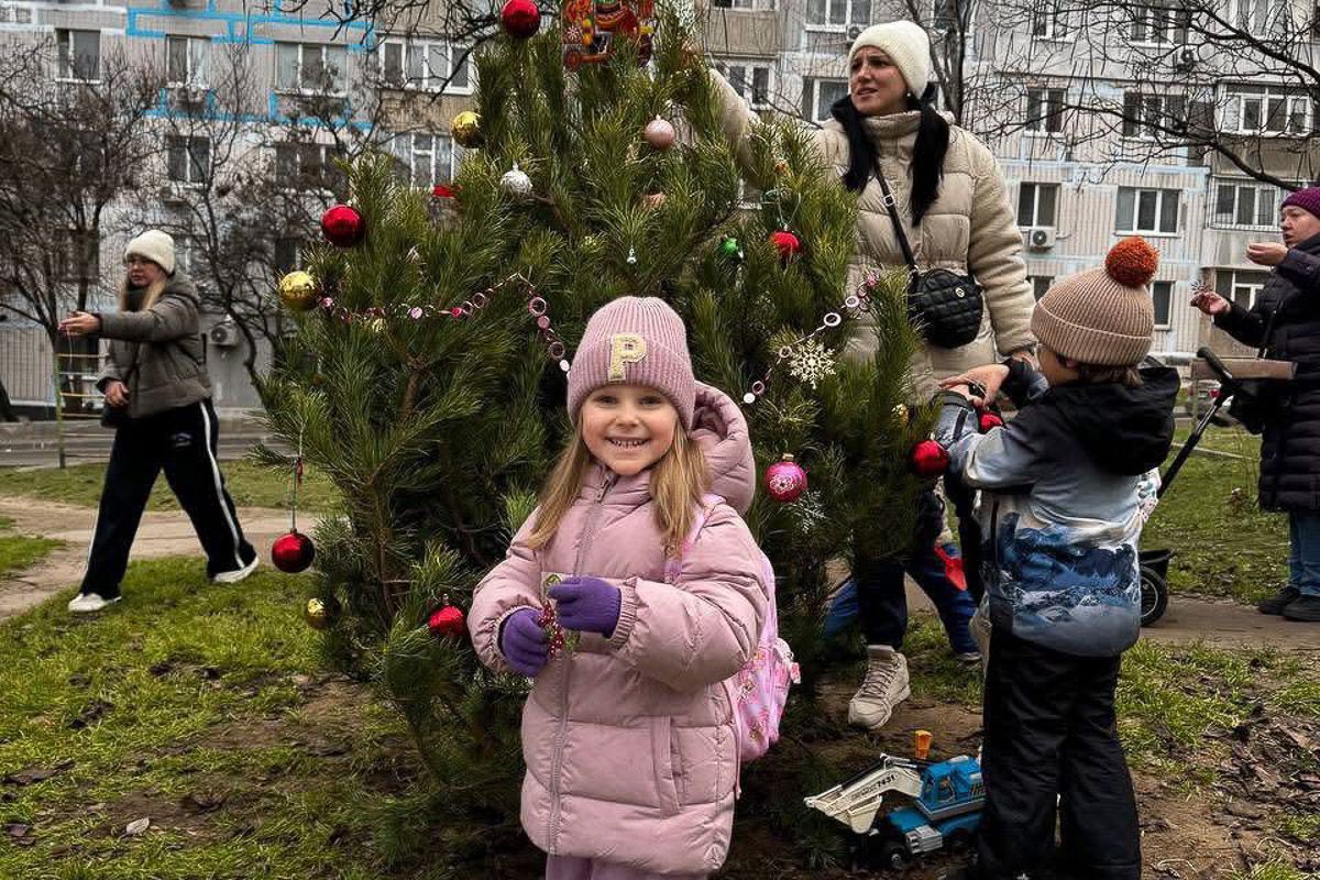 Дніпряни можуть долучитися до реалізації цікавих проєктів, які реалізують на лівому березі 15