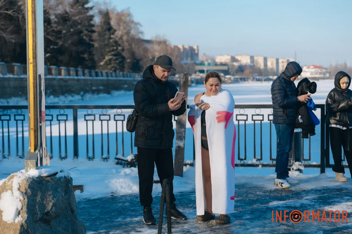 Цього дня Господь явив людям Себе в усій повноті як Трійця: Бог-Отець – голосом Своїм, Бог-Син – хрещенням в Йордані і Святий Дух – сходженням у вигляді голуба