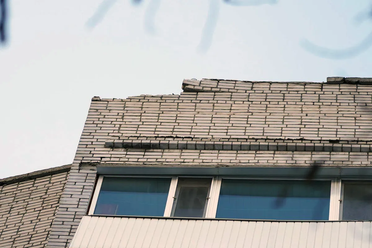 Зеленський в “річницю шашликів” попередив про масований ракетний обстріл: наслідки нічної атаки росіян по Дніпру 10