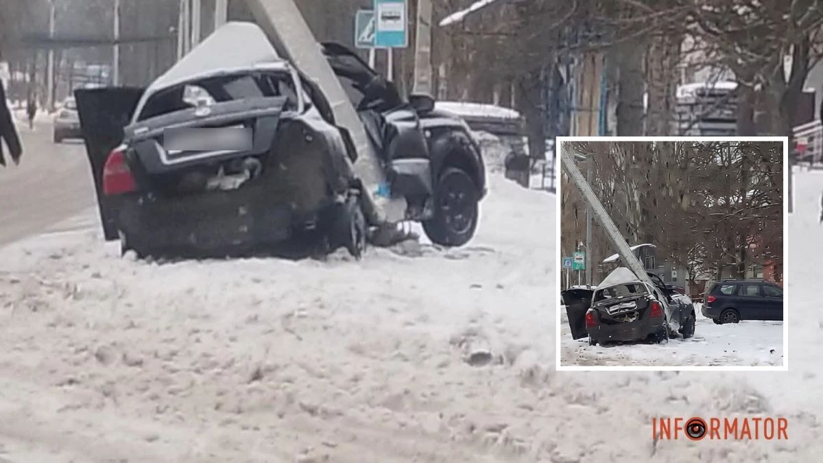 У Нікополі в комендантську годину п’яний водій на ЗАЗ розтрощив стовп