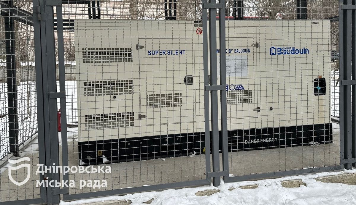 акож в амбулаторії є потужний генератор, що забезпечує безперебійну роботу закладу