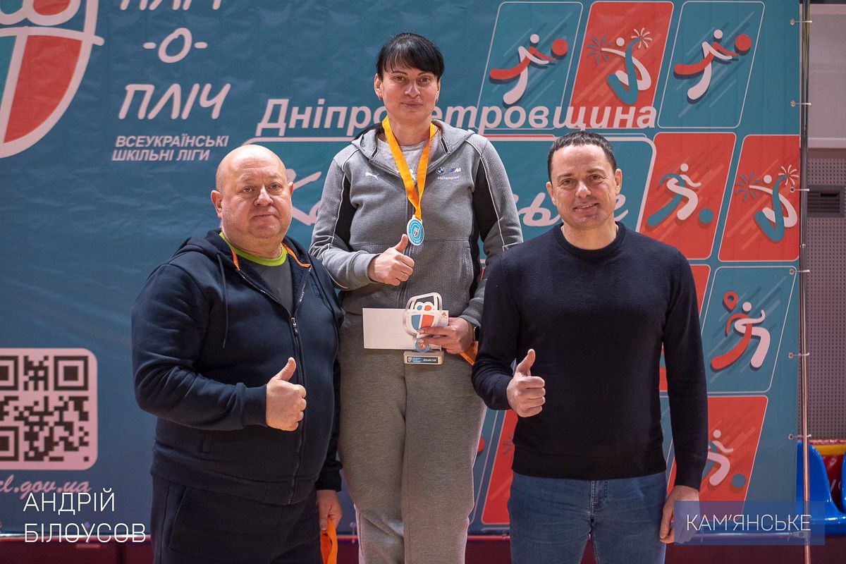 У Кам’янському нагородили фіналістів міського етапу всеукраїнського проєкту «Пліч-о-пліч» 3