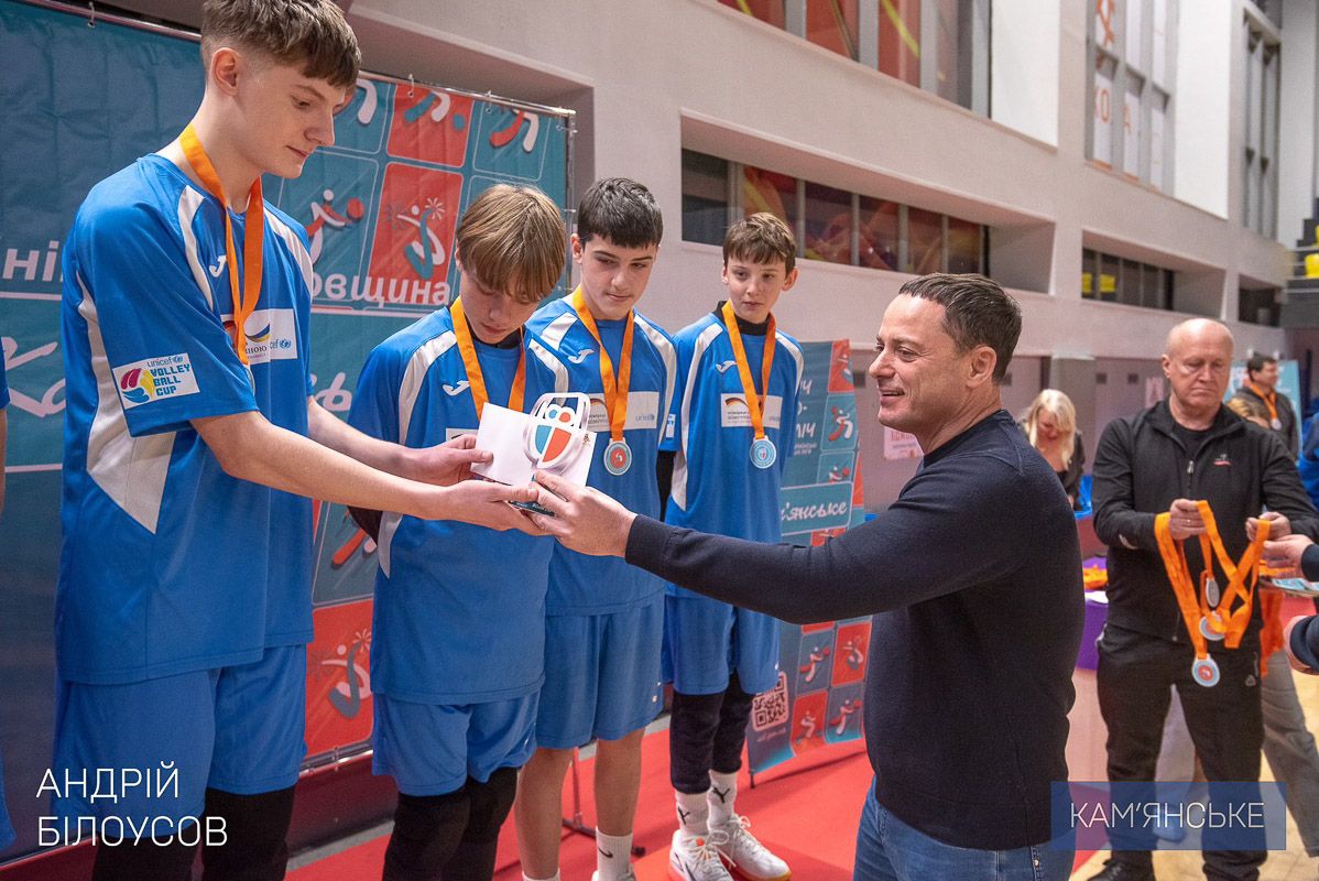 У Кам’янському нагородили фіналістів міського етапу всеукраїнського проєкту «Пліч-о-пліч» 5