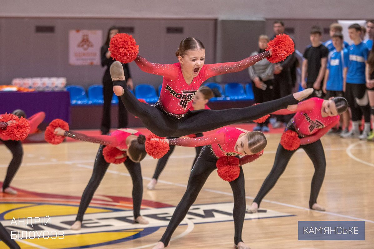 У Кам’янському нагородили фіналістів міського етапу всеукраїнського проєкту «Пліч-о-пліч» 7