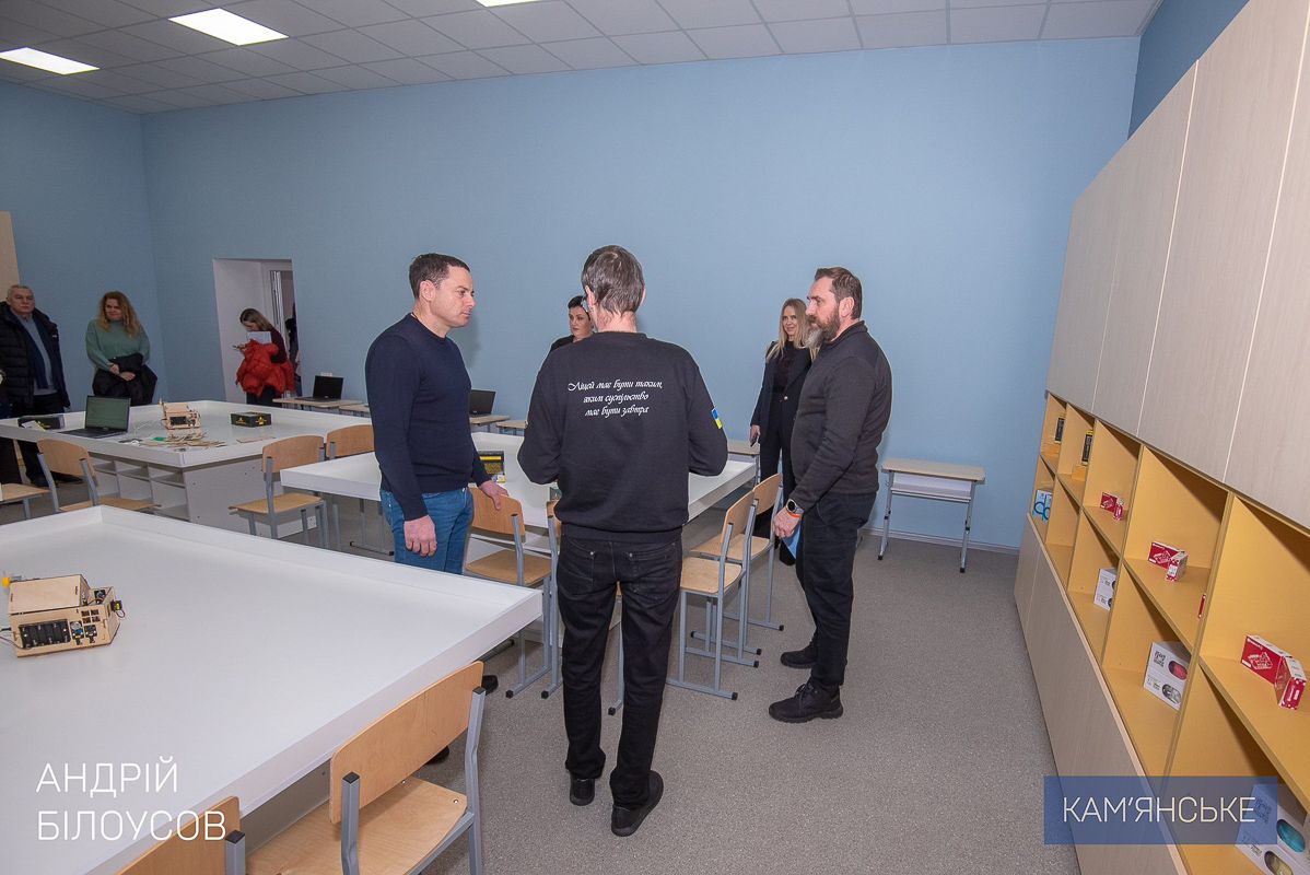 В Каменском после реконструкции открыли Научный лицей имени Анатолия Лигуна 6