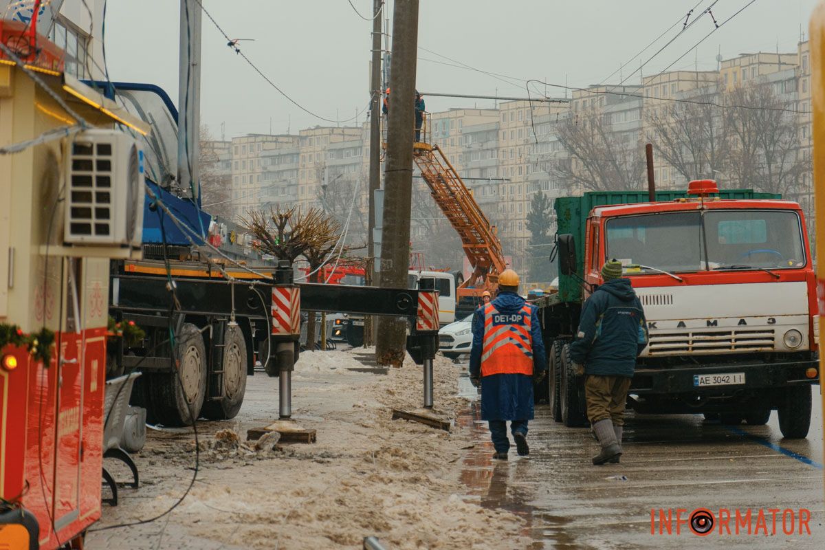 Рух електротранспорту на цій ділянці обмежили Рух електротранспорту на цій ділянці обмежили