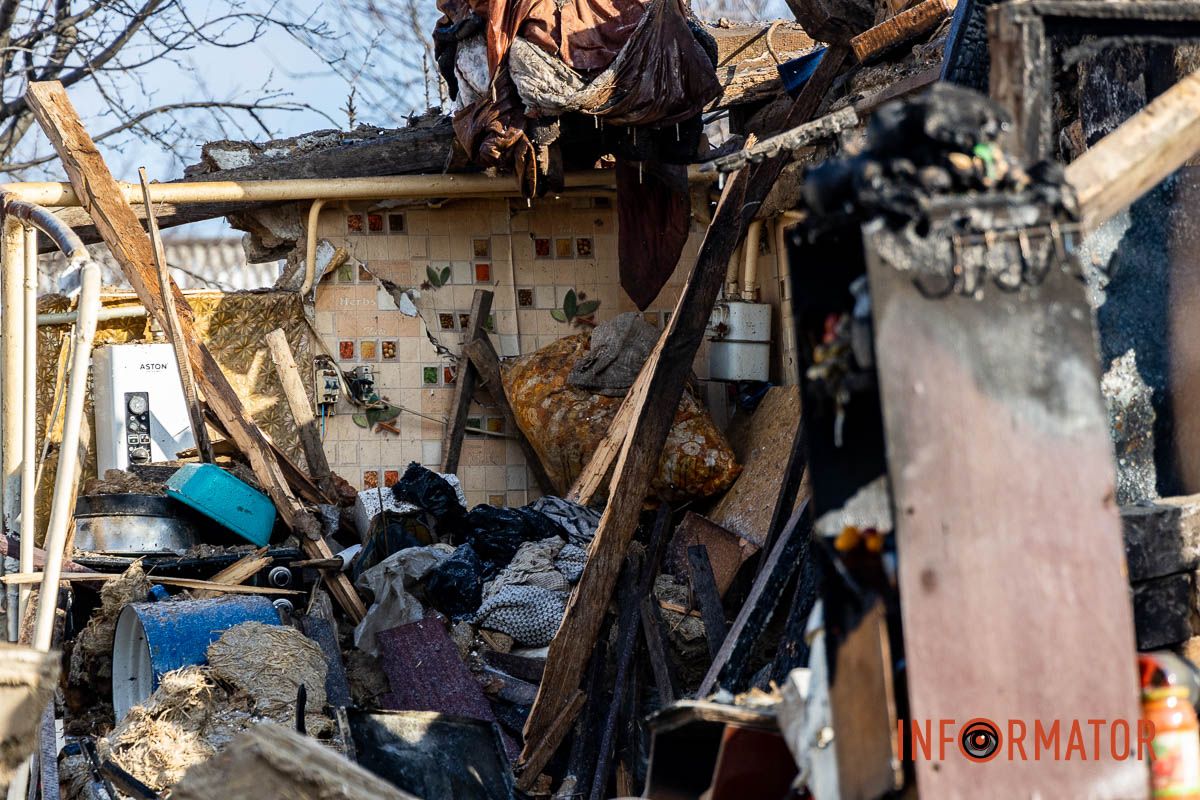 Ворожий БпЛА вбив чоловіка та жінку у Дніпрі: фото з місця атаки 22