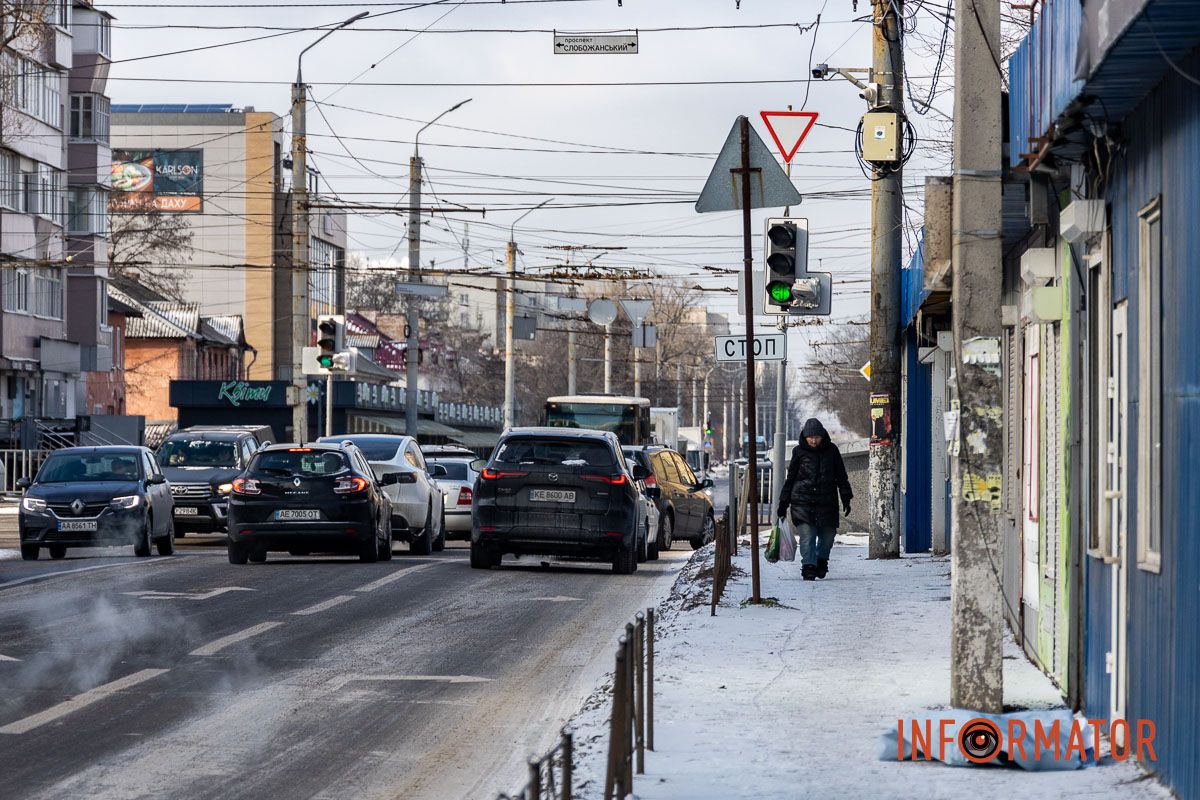 Изменения в движении на Калиновой в Днепре Изменения для водителей: на Калиновой в Днепре установили новые дорожные знаки 7