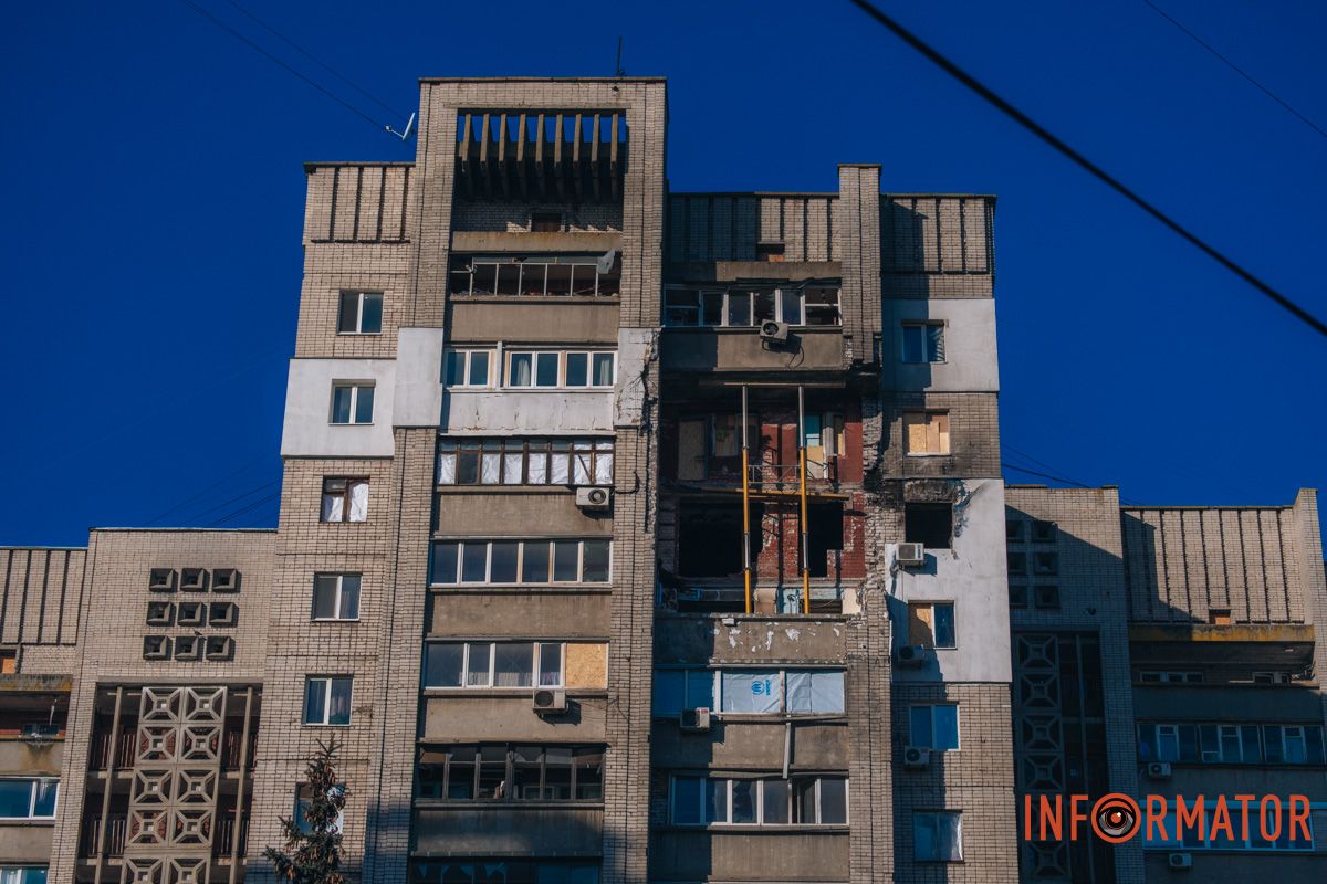 Наразі завершують демонтаж аварійних конструкцій будинку