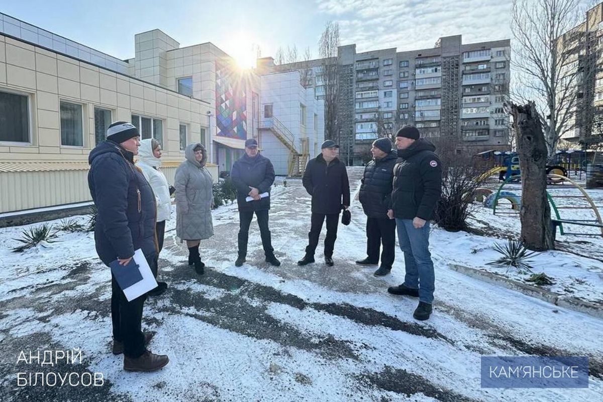 Також оновили інженерні та протипожежні системи, відремонтували покрівлю та встановили сучасний дитячий майданчик