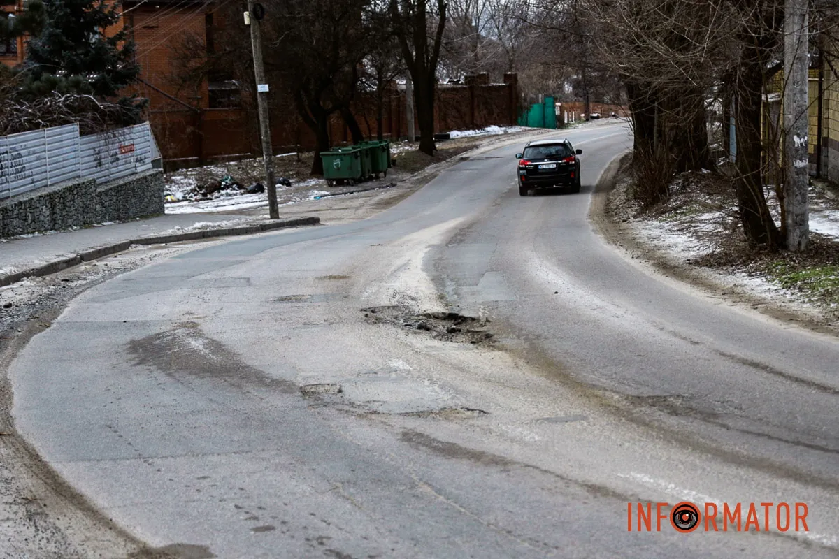 Яма навіть не огороджена