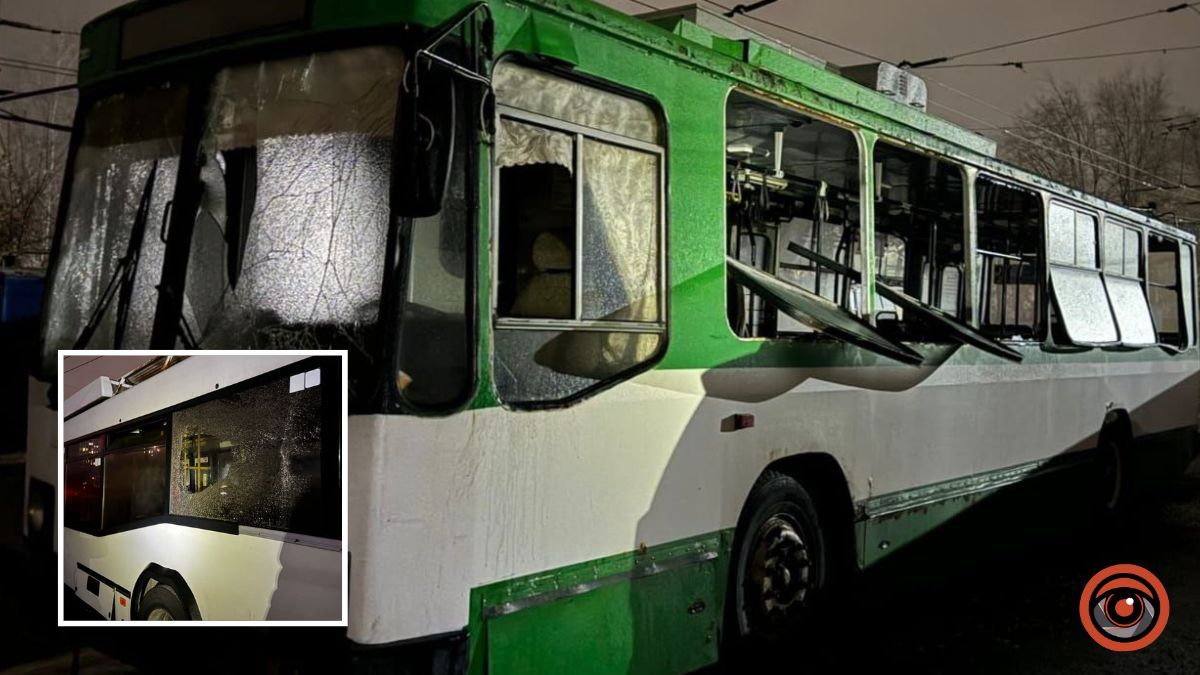Понівечені комунальне підприємство та тролейбуси: деталі нічної атаки БпЛА по Дніпру