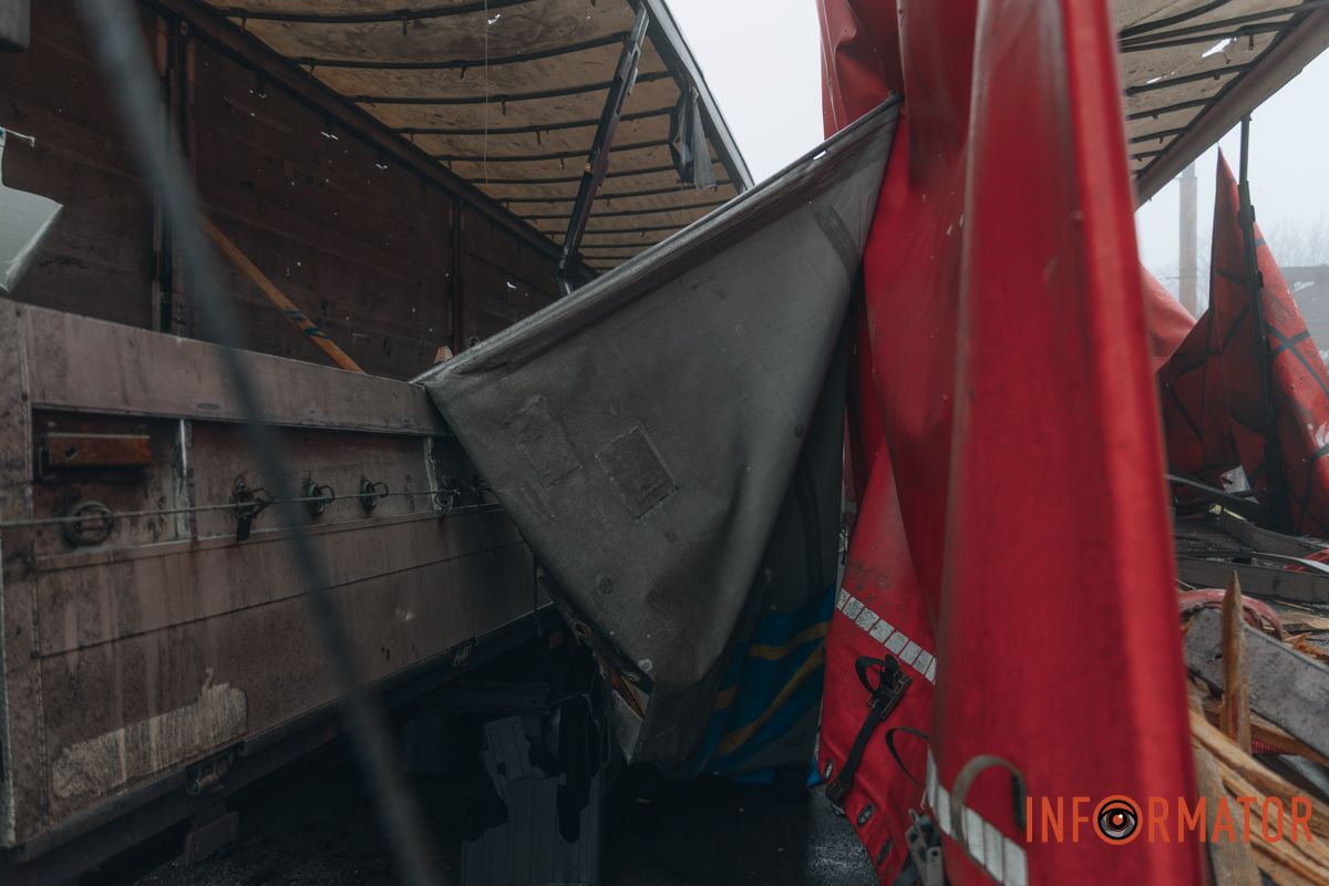 Административные здания депо подверглись разрушениям