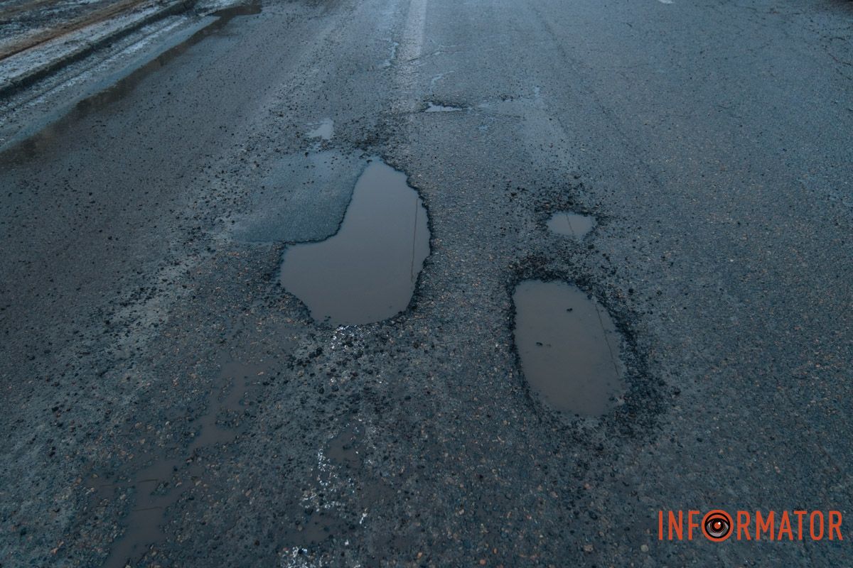 Так, водіям слід бути особливо обережними в районі “Сільпо” на проспекті Науки у Дніпрі