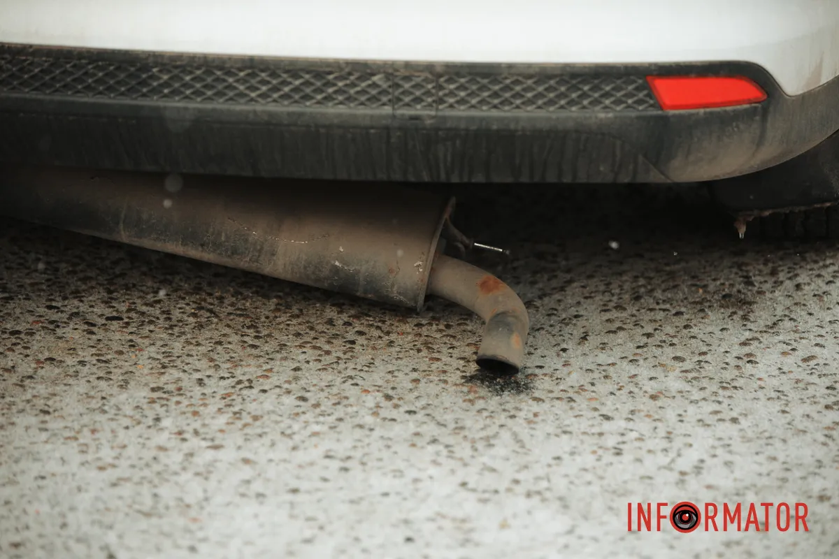 У Дніпрі на Космічній зіткнулись Audi, Skoda та Ford: є постраждалі, рух ускладнено 9