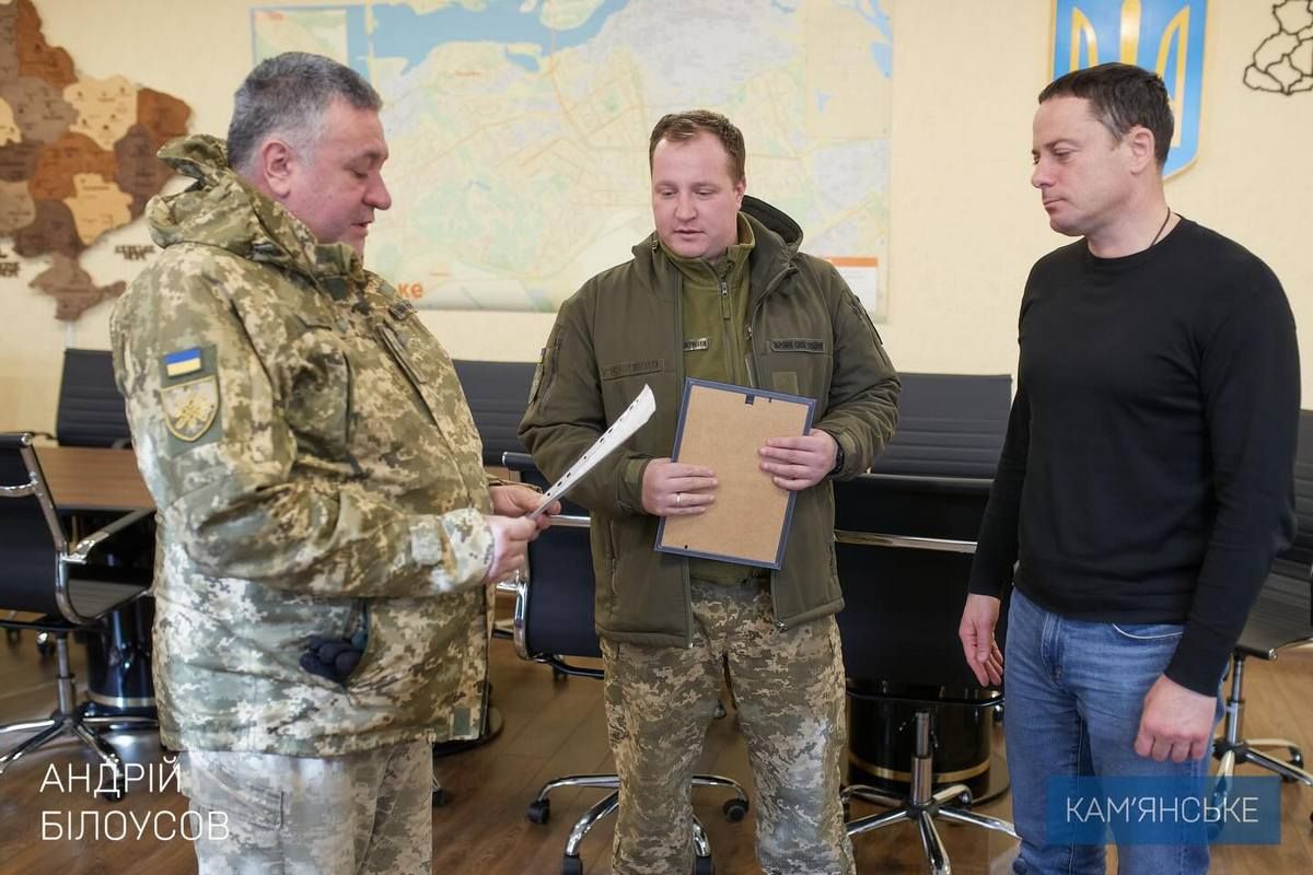 Меру Кам'янського вручили подяку від Олександра Сирського 1