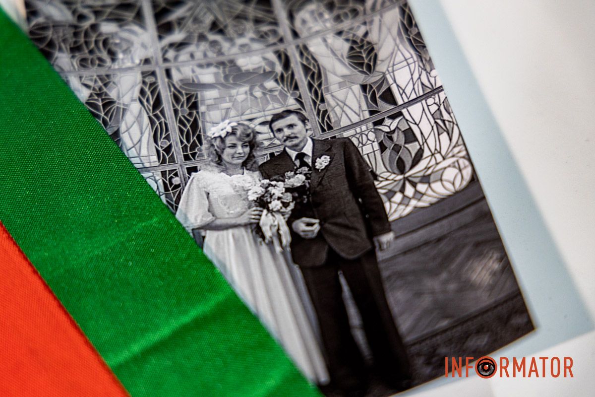 У дніпровському музеї “Машини Часу” напередодні Дня закоханих відкрили виставку “Вікно у молодість” 19