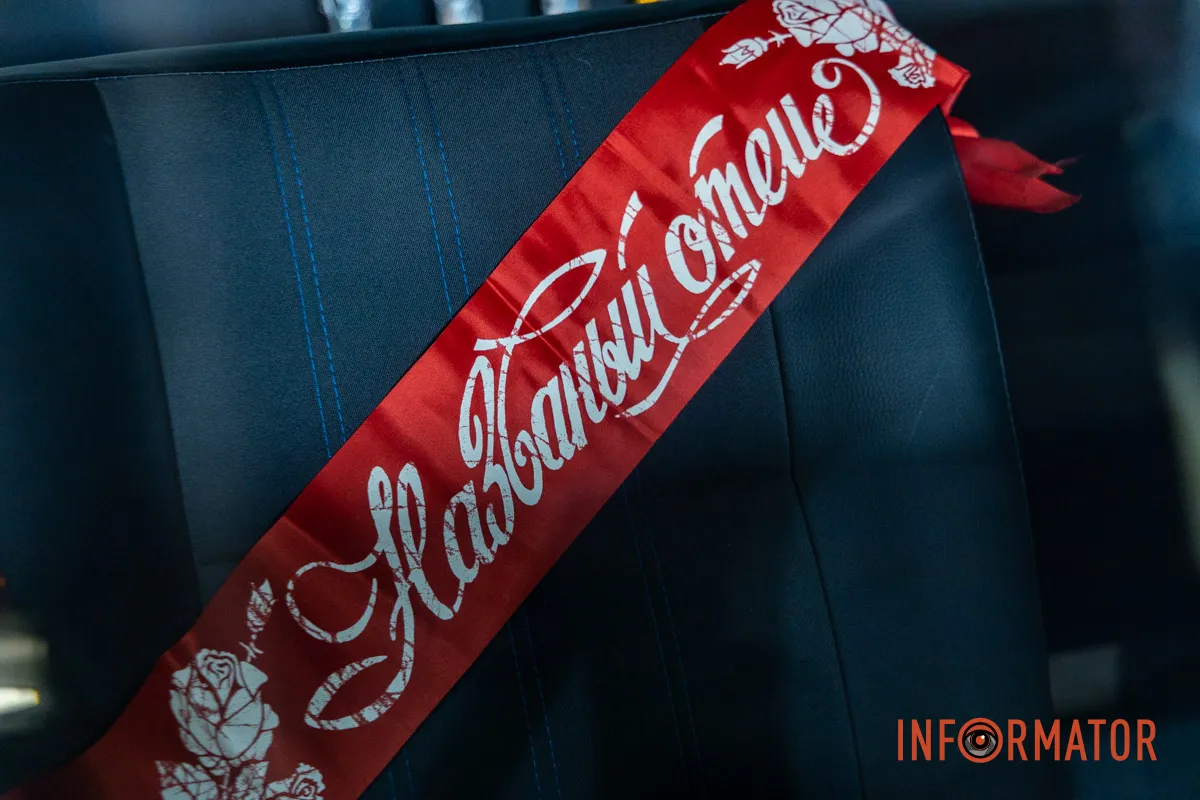 У дніпровському музеї “Машини Часу” напередодні Дня закоханих відкрили виставку “Вікно у молодість” 24