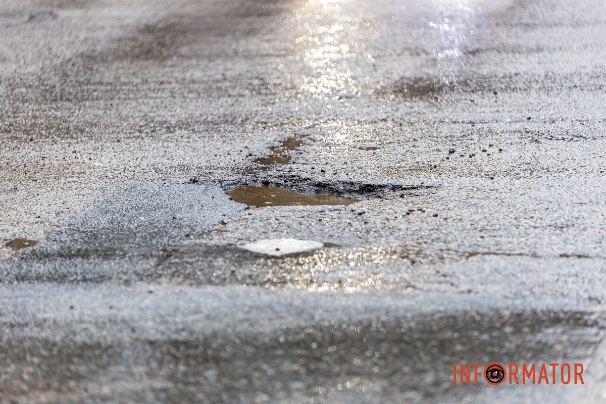 У Дніпрі на Святослава Хороброго через бездіяльність влади зростає небезпека для водіїв і пішоходів 5