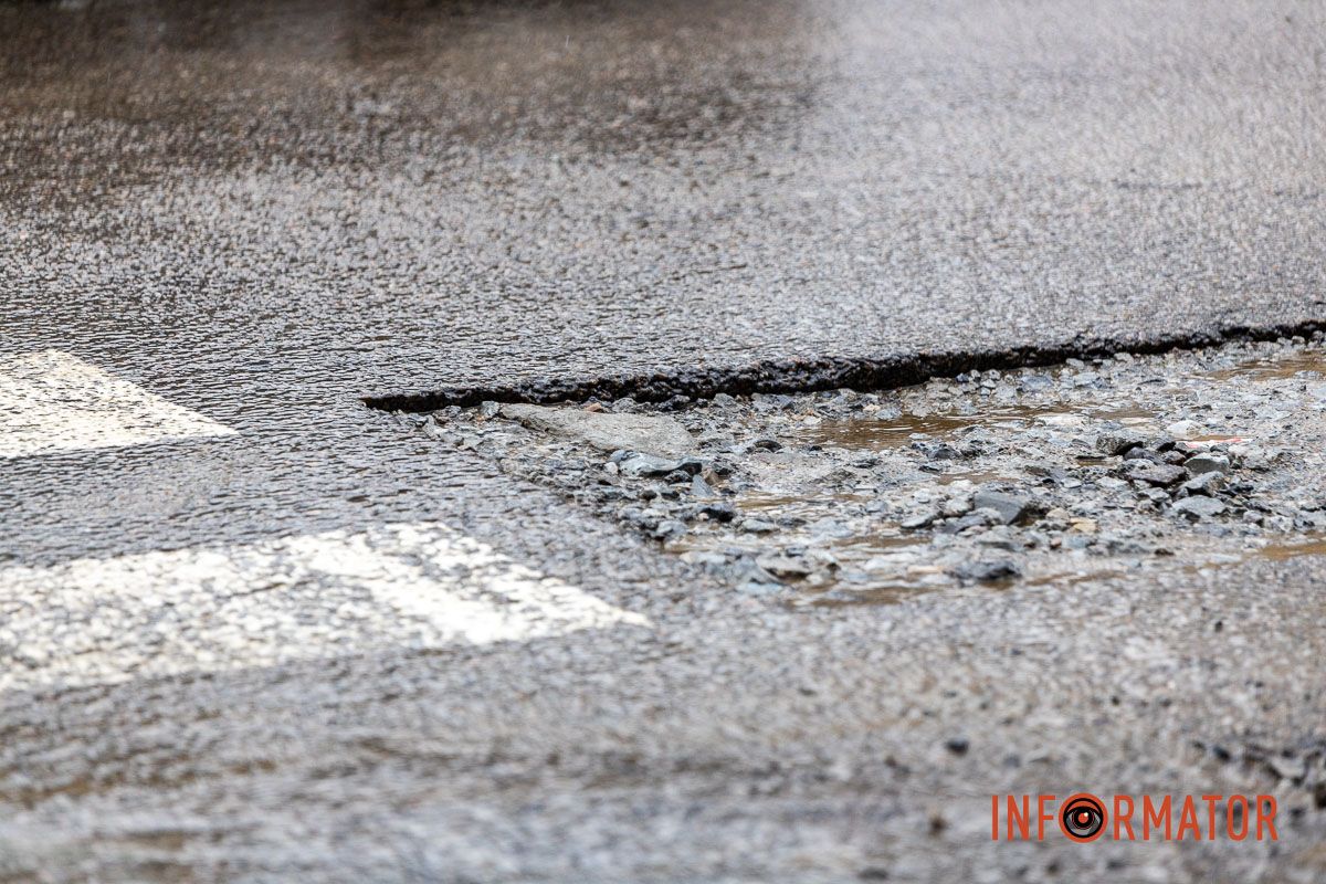 У Дніпрі на Святослава Хороброго через бездіяльність влади зростає небезпека для водіїв і пішоходів 9