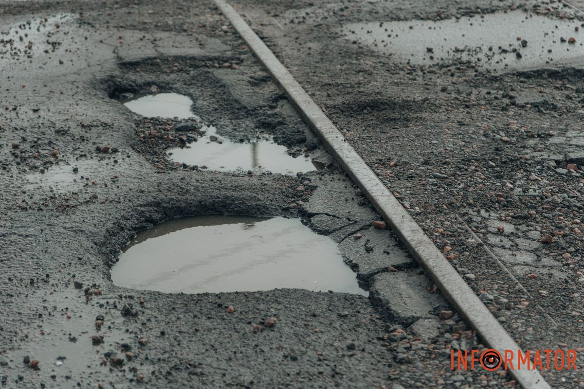 Станом на 10:03 ями не були огороджені