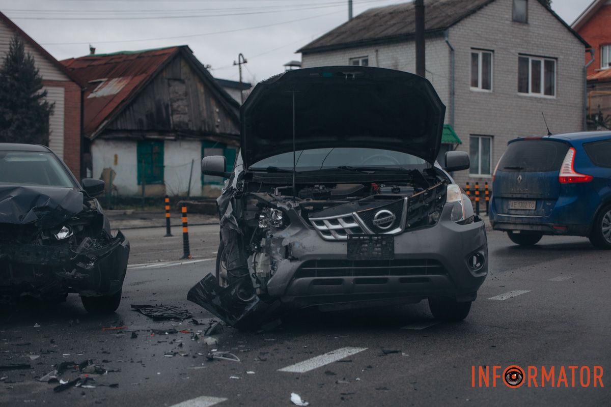 У понеділок, 16 лютого, на вулиці Степана Бандери сталась аварія У понеділок, 16 лютого, на вулиці Степана Бандери сталась аварія