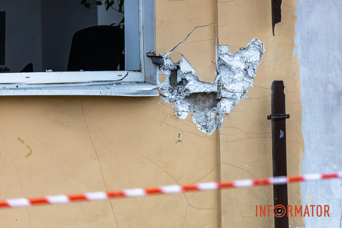 Скло під ногами і зруйновані фасади: наслідки атаки по Дніпру 17 лютого 4