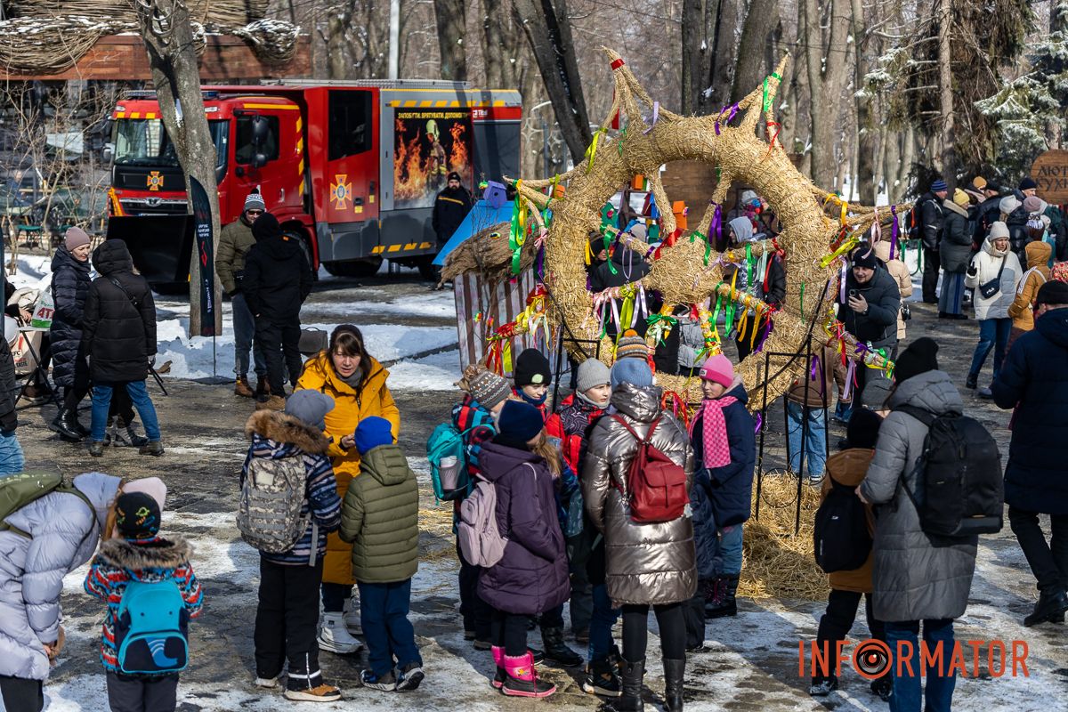 В Днепре в парке Шевченко проводили зиму 7