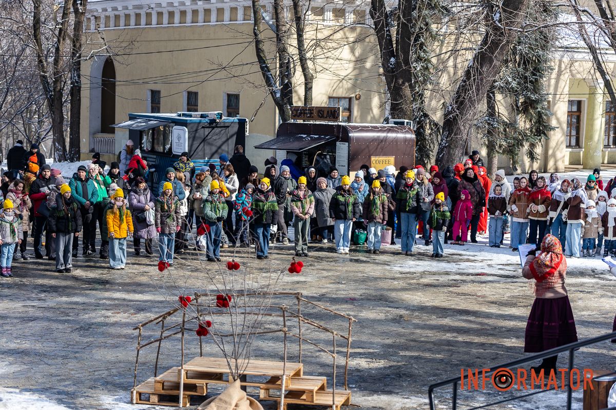 В Днепре в парке Шевченко проводили зиму 5