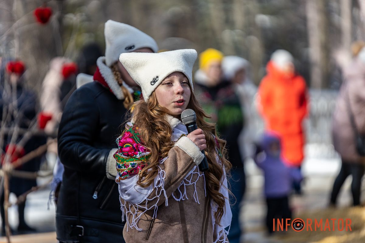 В Днепре в парке Шевченко проводили зиму 19