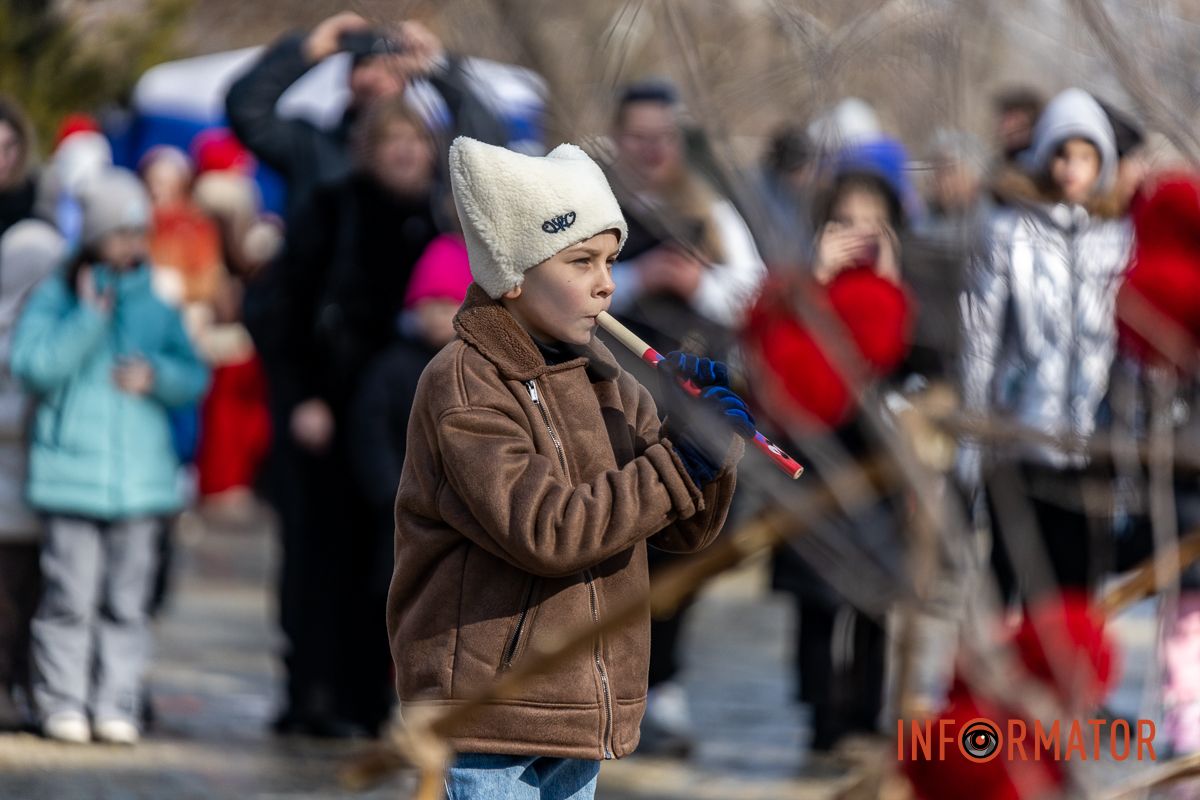 В Днепре в парке Шевченко проводили зиму 23