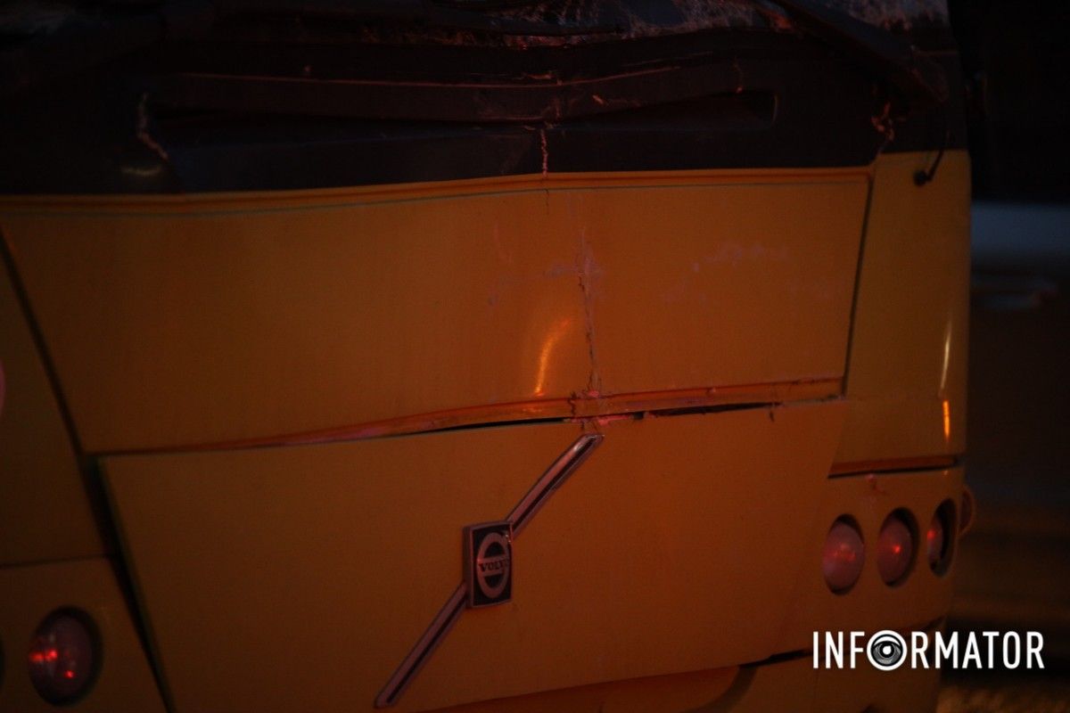 Інформації про постраждалих немає, але на місце події приїздила “швидка”"