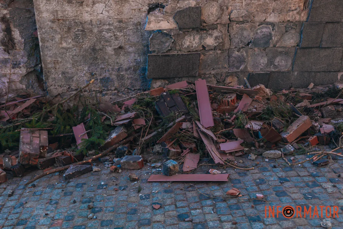 «Спочатку хлопок, потім – зарево, подумала, що це ядерка»: мешканці Дніпра розповіли про пережите під час ранкової атаки 28 лютого 3