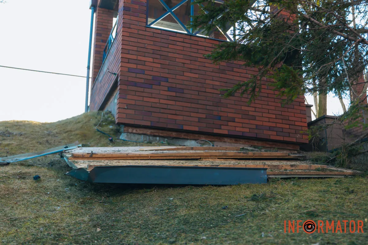 «Спочатку хлопок, потім – зарево, подумала, що це ядерка»: мешканці Дніпра розповіли про пережите під час ранкової атаки 28 лютого 13