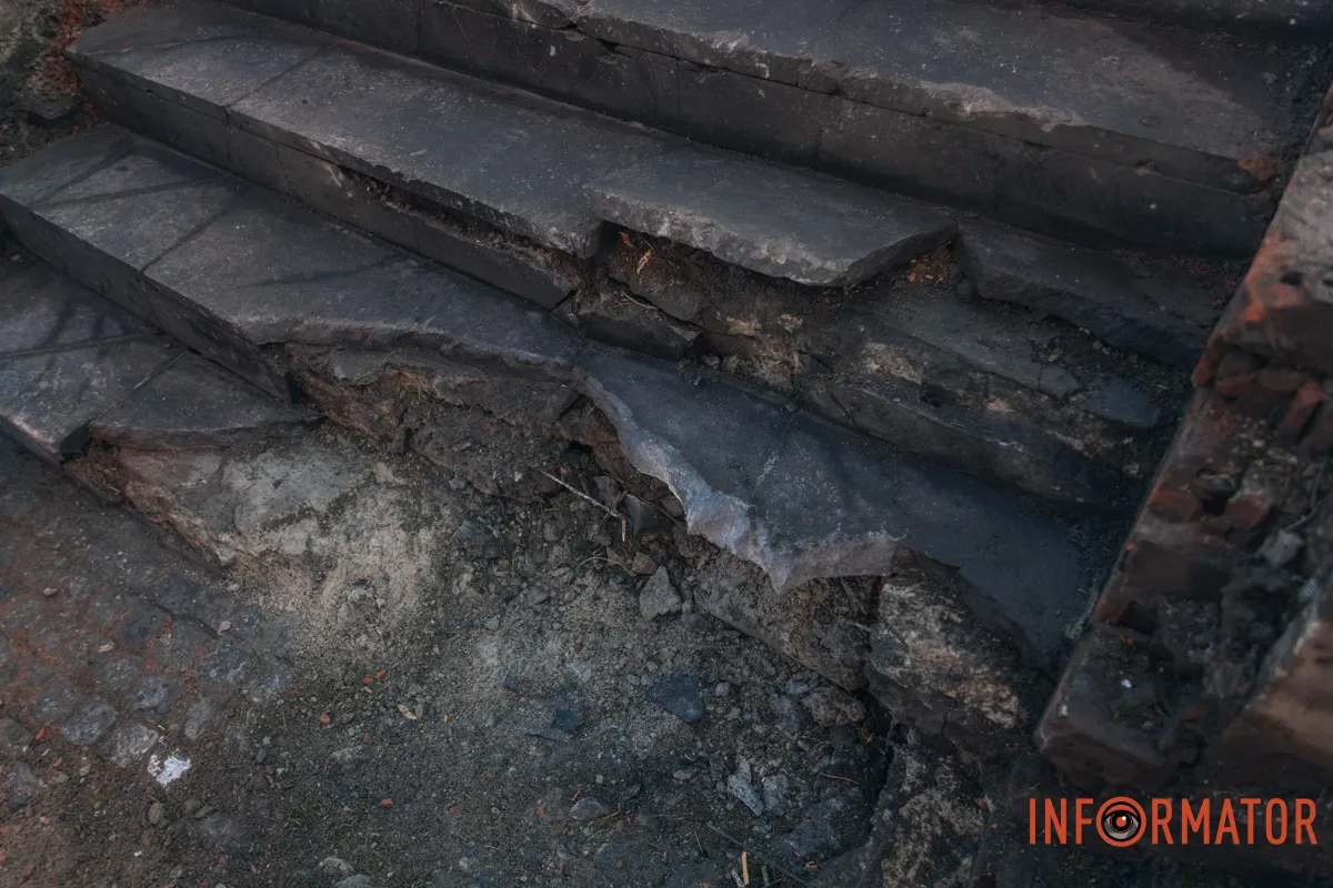 «Спочатку хлопок, потім – зарево, подумала, що це ядерка»: мешканці Дніпра розповіли про пережите під час ранкової атаки 28 лютого 31