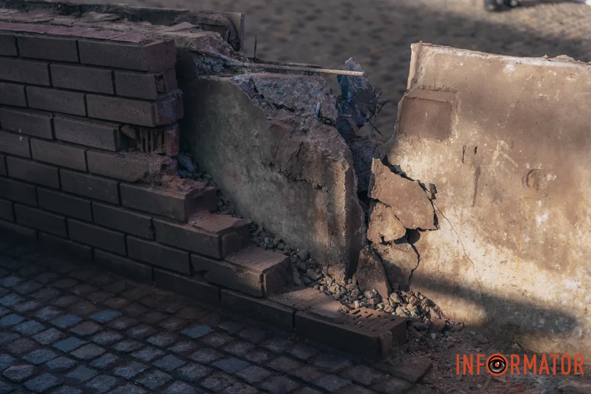 «Спочатку хлопок, потім – зарево, подумала, що це ядерка»: мешканці Дніпра розповіли про пережите під час ранкової атаки 28 лютого 23