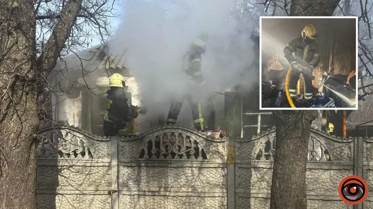 У Дніпрі на Меліоративній палав будинок: подробиці від рятувальників