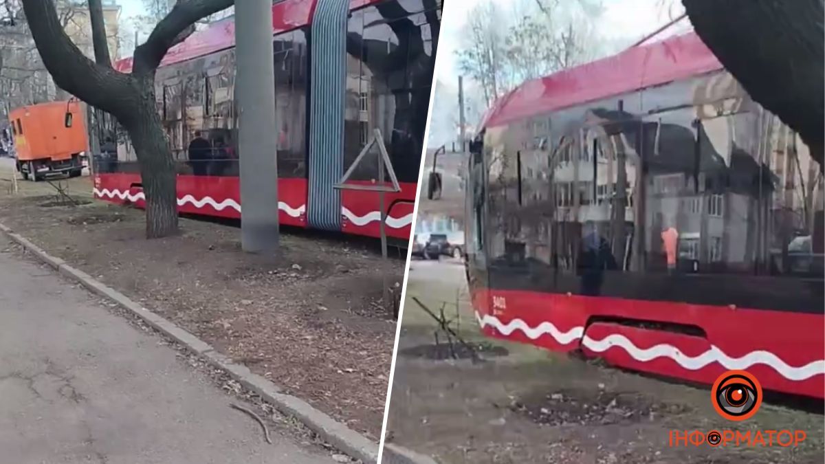 Не пройшло й тижня: у Дніпрі новий трамвай, на який місто взяло 430 мільйонів кредиту, уже зійшов з рейок